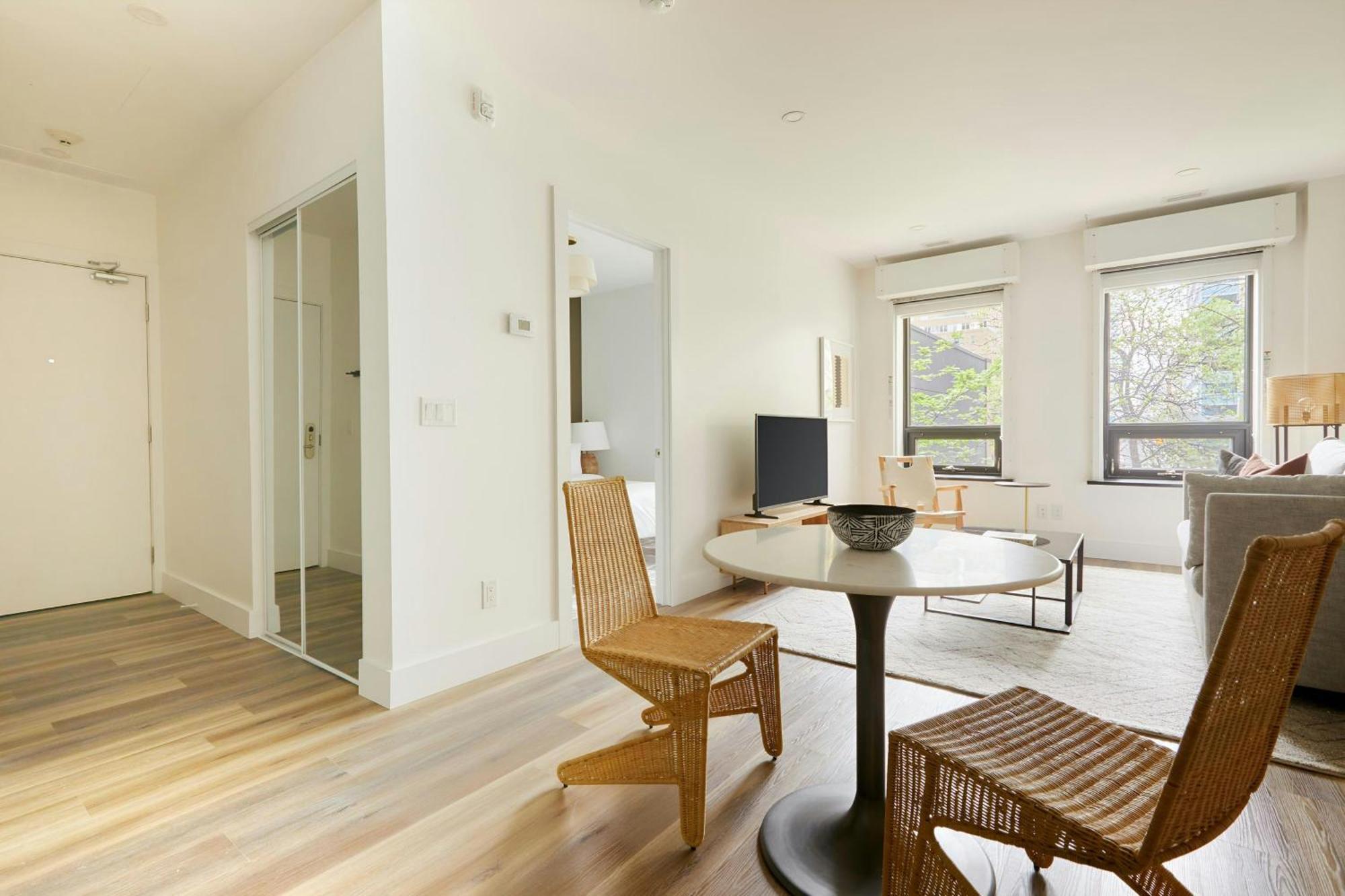 Sonder By Marriott Bonvoy The Elm Downtown Hotel Toronto